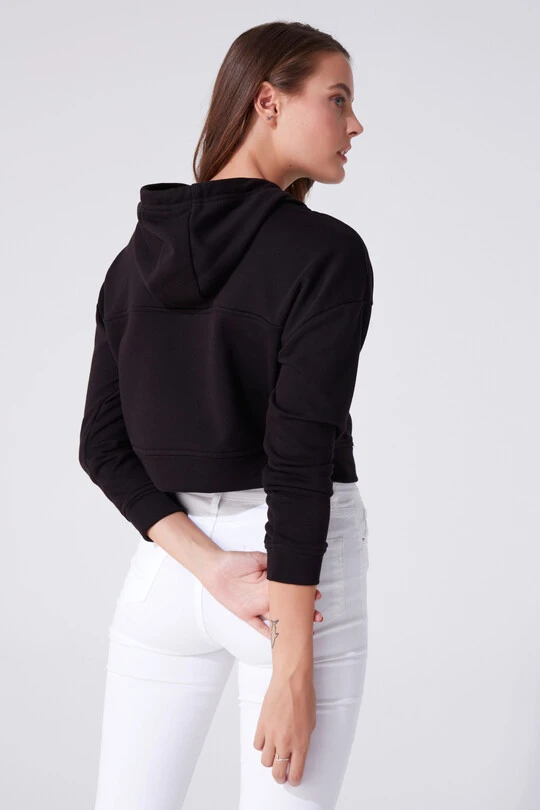 BLACK HOODED CROP SWEATSHIRT - 3