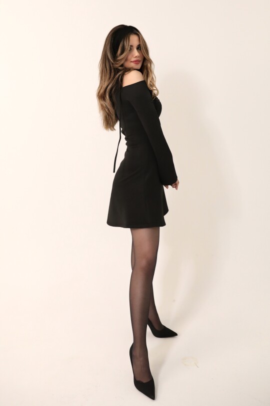 BLACK OFF-SHOULDER MINI DRESS WITH LOW SLEEVES - 3
