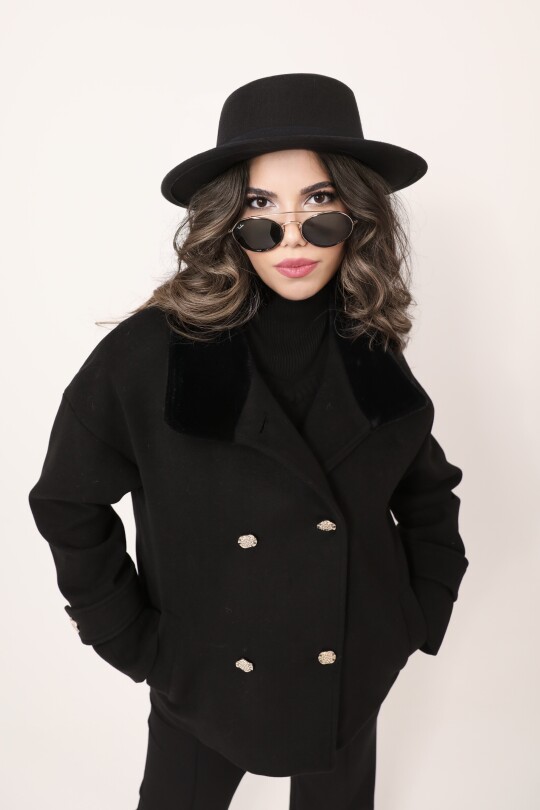 BLACK SHORT WOOL COAT WITH FAUX FUR COLLAR - 4