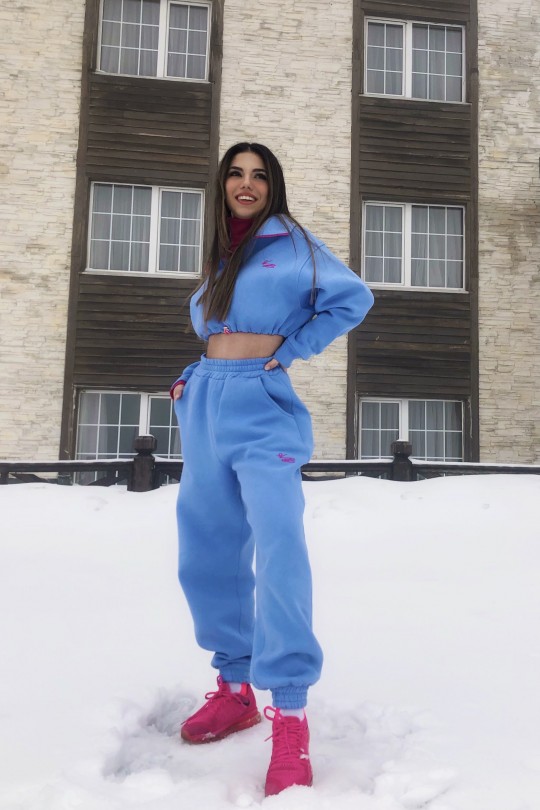 Blaue Cord-Jogginghose mit Gummibund an den Knöcheln - BERFUĞ KIRAN (1)