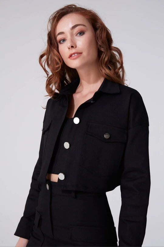 BUTTONED SHORT DENIM JACKET - BERFUĞ KIRAN (1)