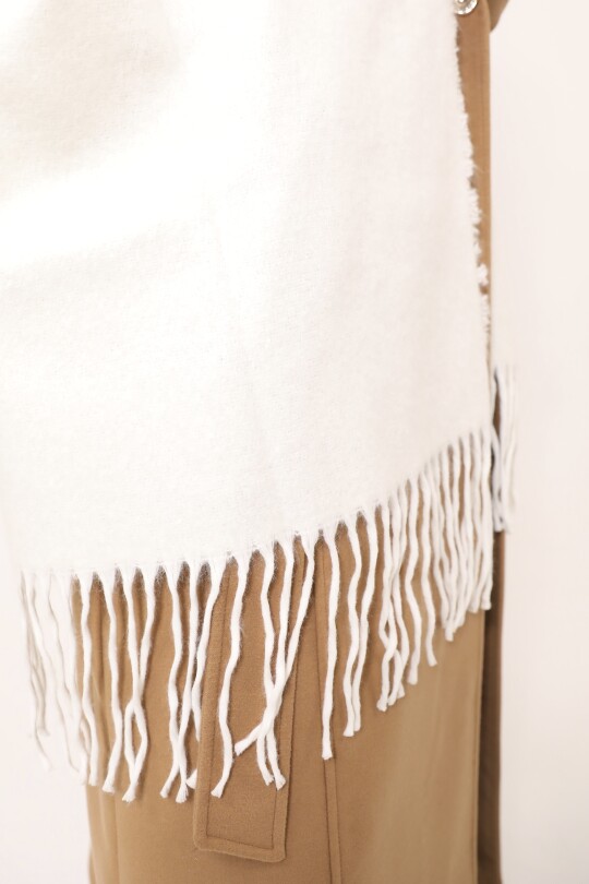 CREAM SOFT TEXTURE FRINGED SHOULDER SHAWL - 3