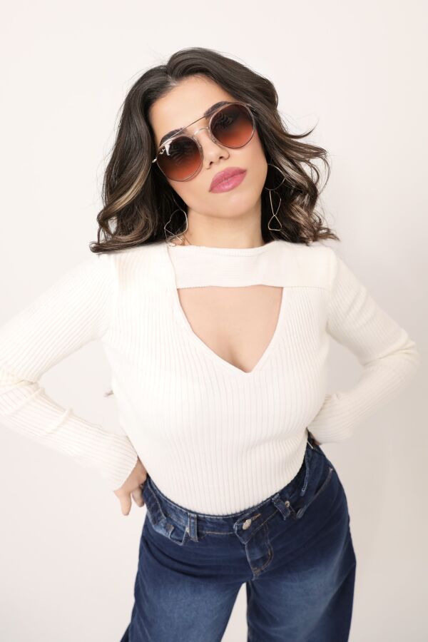 CREAM STRIPED DETAIL V-NECK KNIT SWEATER - 2