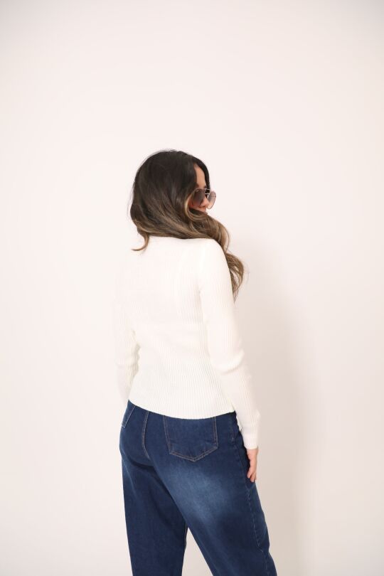 CREAM STRIPED DETAIL V-NECK KNIT SWEATER - 7