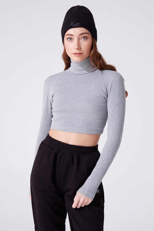 GRAUES CROPTOP MIT ROLLKRAGEN - BERFUĞ KIRAN