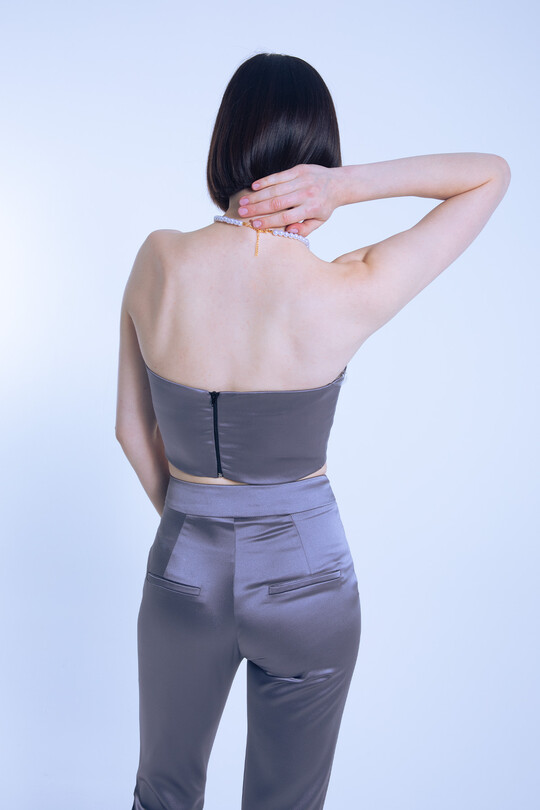 GRAY STRAPLESS SHORT SATIN BUSTIER - 3