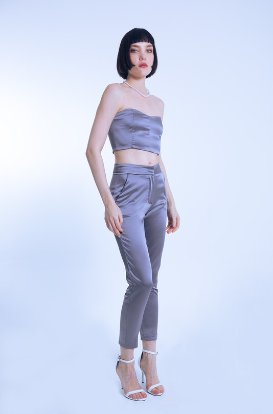 GRAY STRAPLESS SHORT SATIN BUSTIER - 2