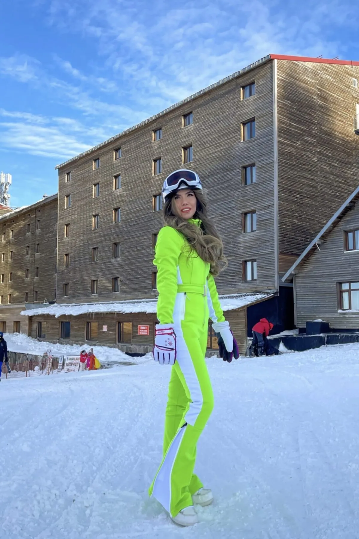 GREEN SEITENSTREIFEN SPANISCHER SKI-OVERALL - 1