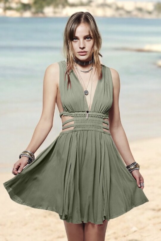 Khaki short dress with open back and elastic waist 