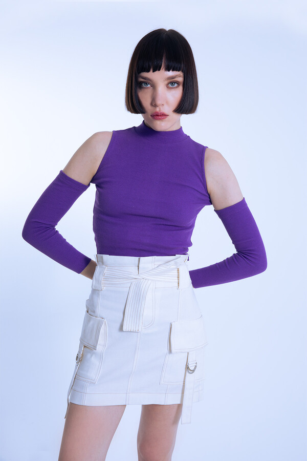 KURZE VERSANDBLUSE MIT OFFENEN SCHULTERN LILA - 3