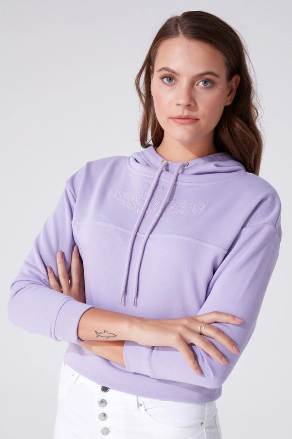 Lila kurzes Sweatshirt mit Kapuze - 2