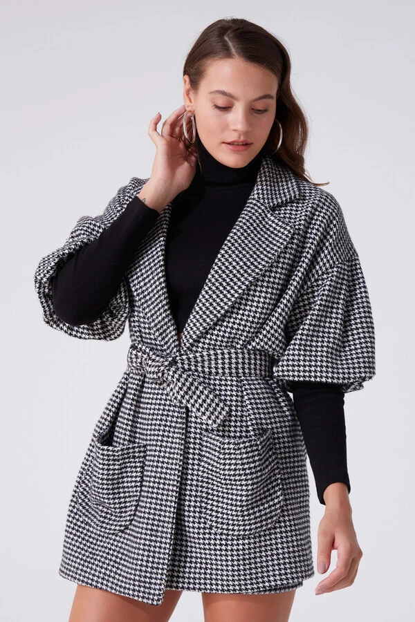 BLACK / WHİTE LONG JACKET WITH BALLOON SLEEVES - 1