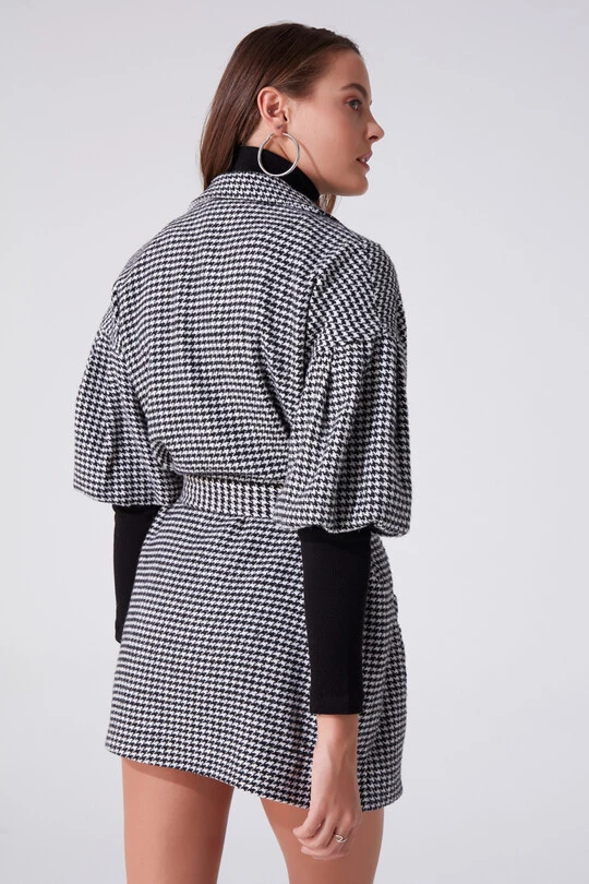 BLACK / WHİTE LONG JACKET WITH BALLOON SLEEVES - 4