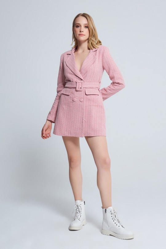 PEMBE/BEYAZ OMZU VATKALI BELİ KEMERLİ TÜVİT ELBİSE - BERFUĞ KIRAN