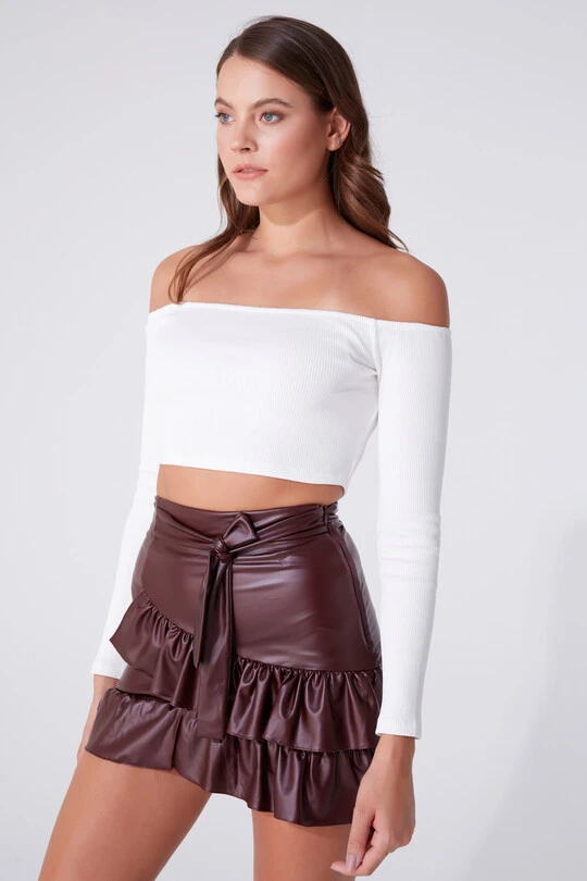ECRU OVER SHOULDER LONG SLEEVE CROP 