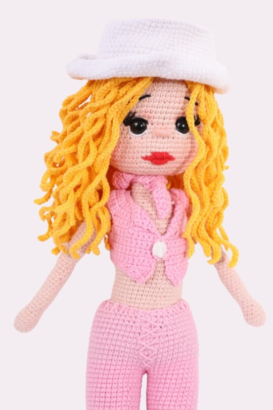 PEMBE BETÜŞ-DANS ETMEYİ SEVEN BEBEK - 2