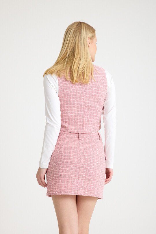 Pink and white V-neck fitted tweed vest - 4