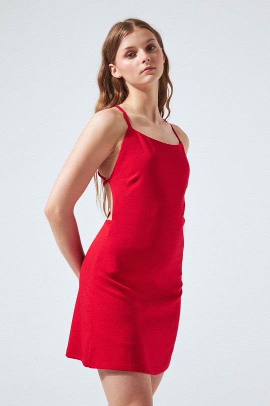 Rotes Mini-Hürremkleid mit Bindeband am Rücken - 2