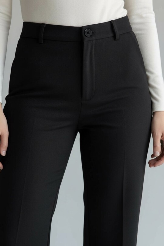SCHWARZE HOCHGESCHNITTENE HOSE MIT GERADEM BEIN - 4