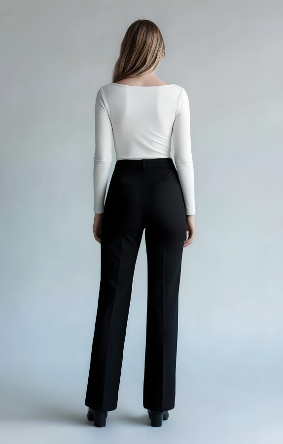 SCHWARZE HOCHGESCHNITTENE HOSE MIT GERADEM BEIN - 6