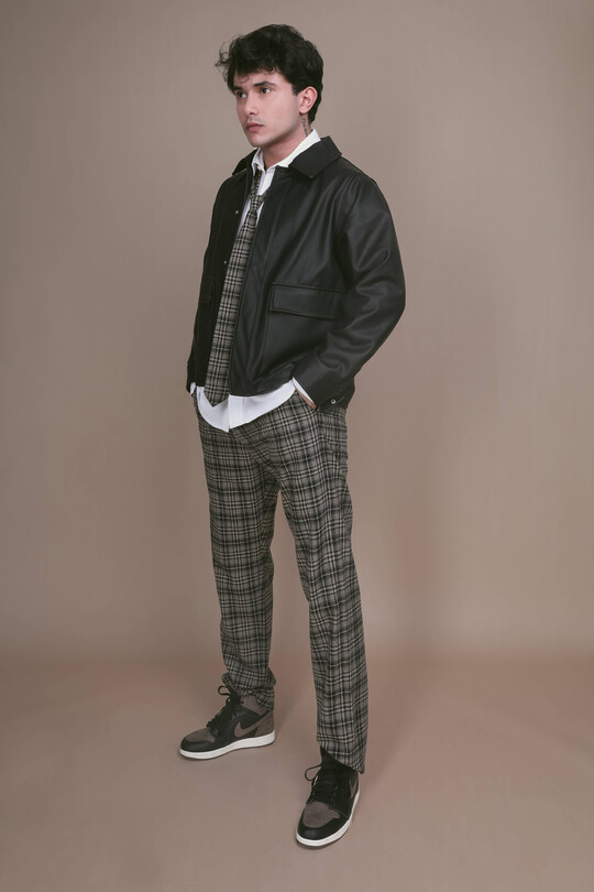 SCHWARZE LEDERJACKE MIT TASCHEN - BERFUĞ KIRAN