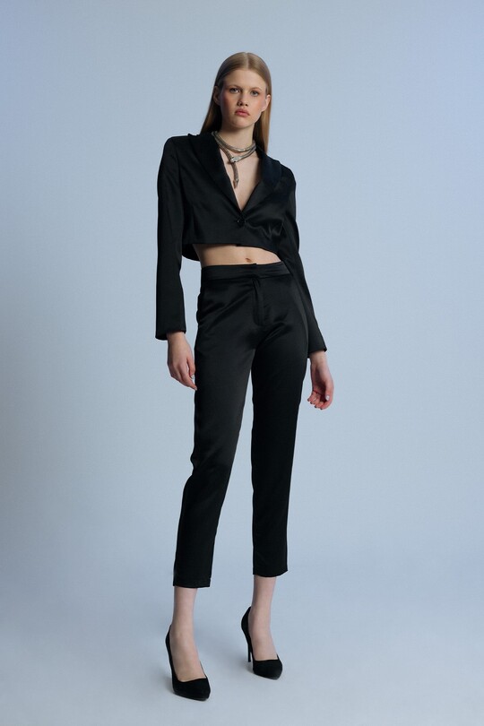 Schwarze Satin Cigarette Hose 