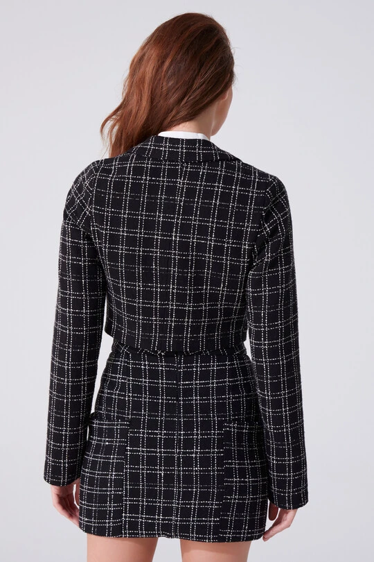 BLACK SHORT JACKET WITH BREAKER COLLAR - 3