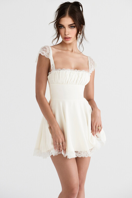 WHITE LACE DRESS WITH FLOUNCED SKIRT - 3