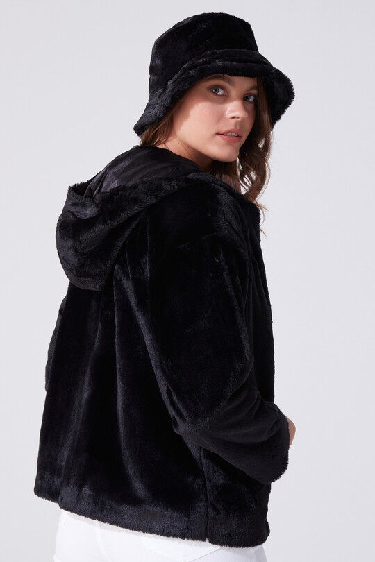 ZIPPERED PLUSH JACKET - BERFUĞ KIRAN (1)